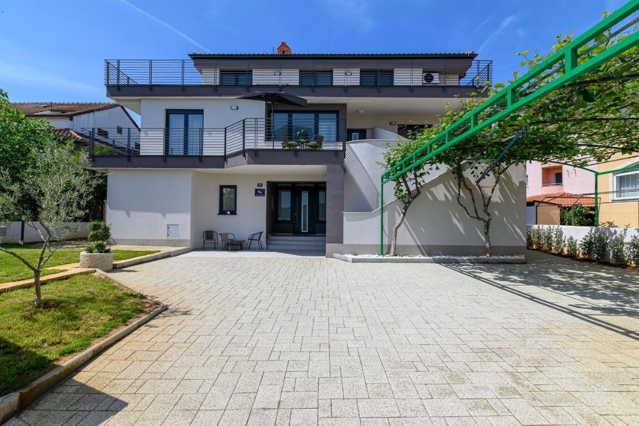 Villa Ida 로비니 외부 사진